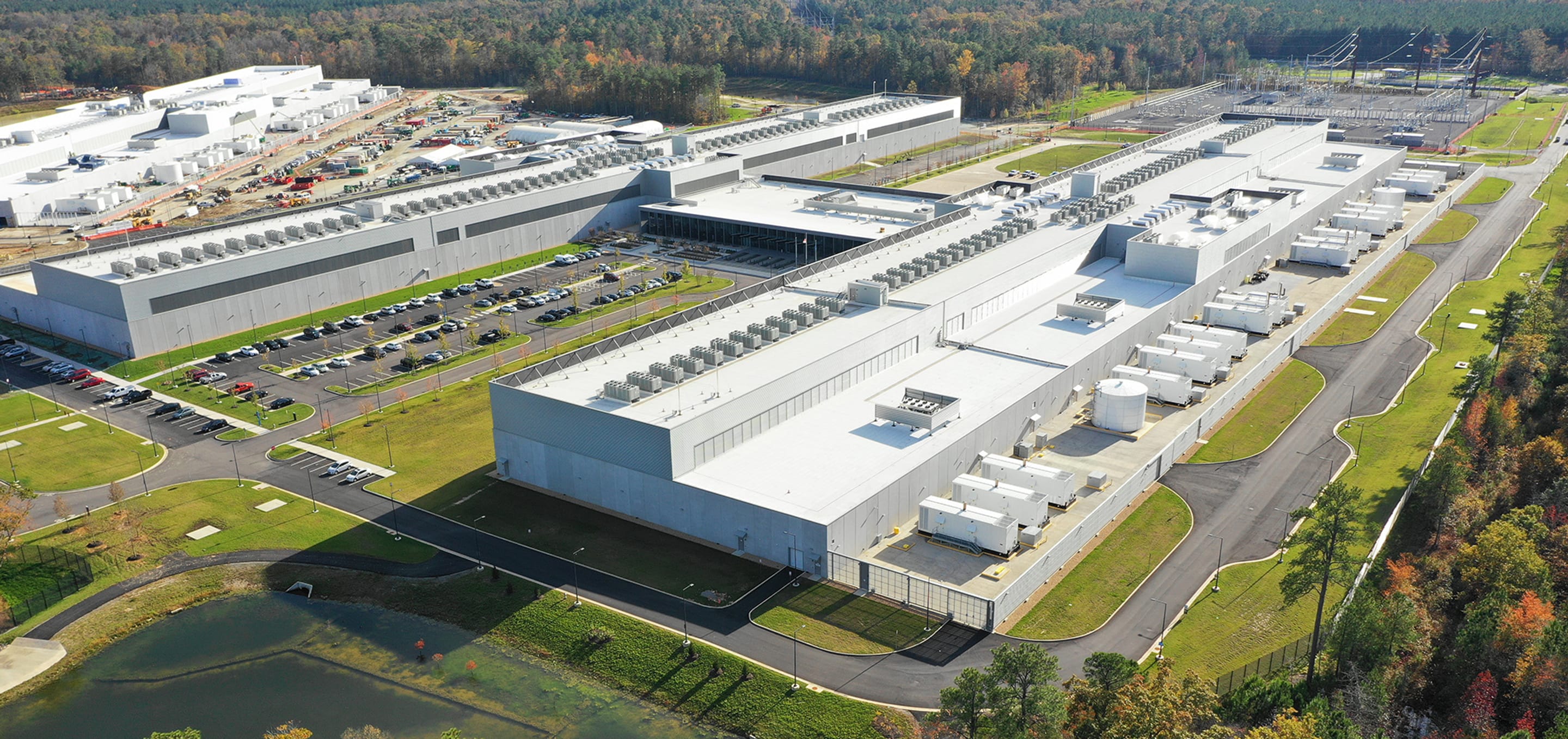 Vista aérea do centro de dados Meta Henrico na Virgínia, Estados Unidos